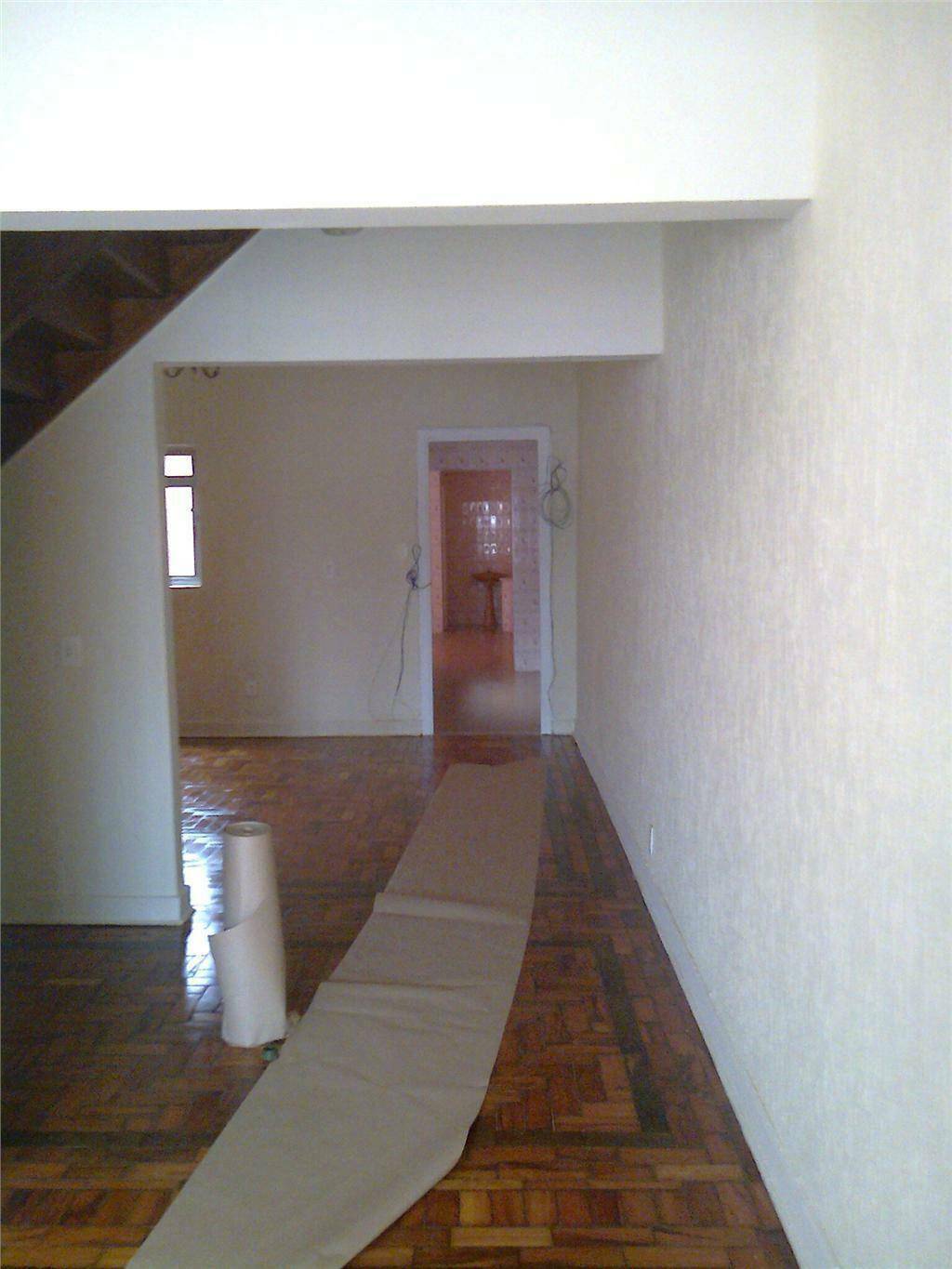 Sobrado à venda com 2 quartos, 200m² - Foto 3