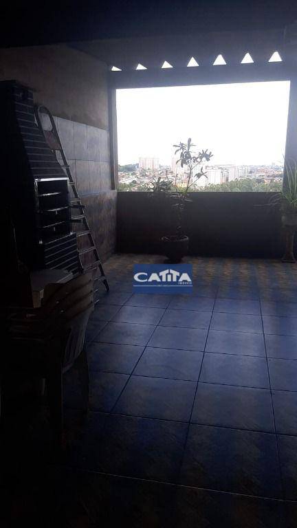 Sobrado à venda com 2 quartos, 260m² - Foto 11