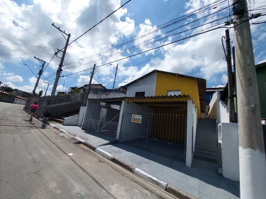 Casa para alugar com 2 quartos, 95m² - Foto 17