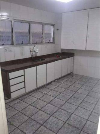 Apartamento à venda com 3 quartos, 137m² - Foto 6