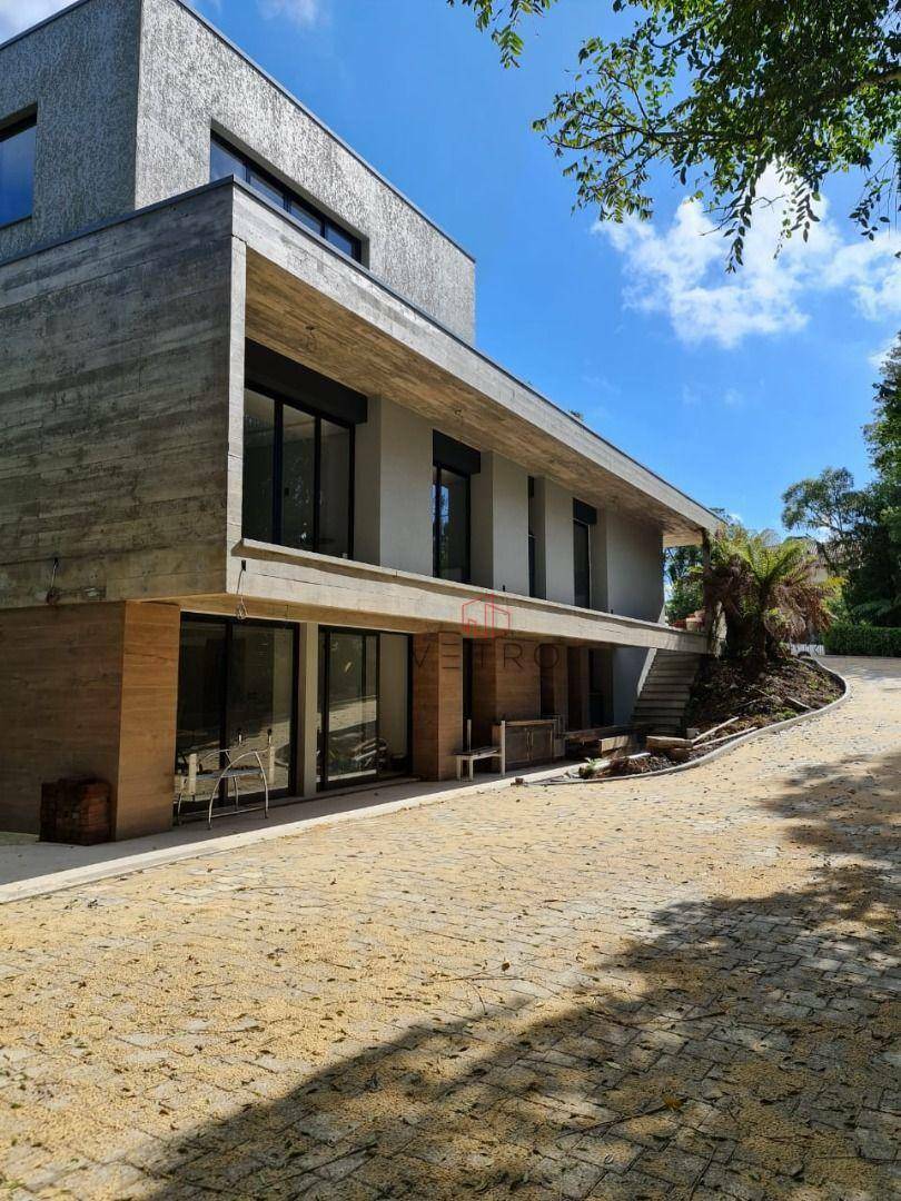 Casa à venda com 7 quartos, 475m² - Foto 2