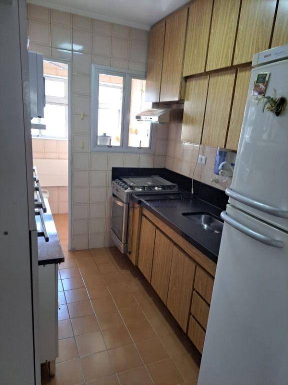 Apartamento à venda com 2 quartos, 67m² - Foto 7