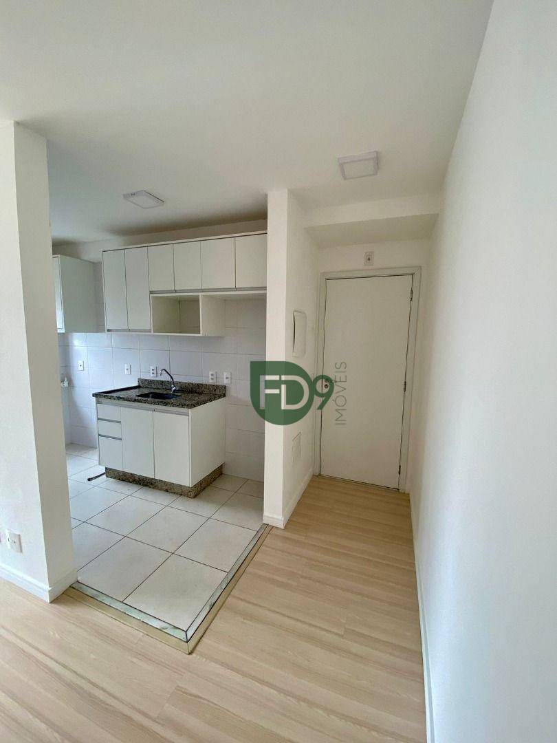 Apartamento à venda com 2 quartos, 50m² - Foto 15