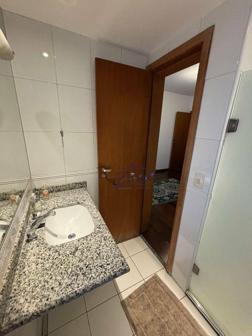 Apartamento para alugar com 3 quartos, 178m² - Foto 52