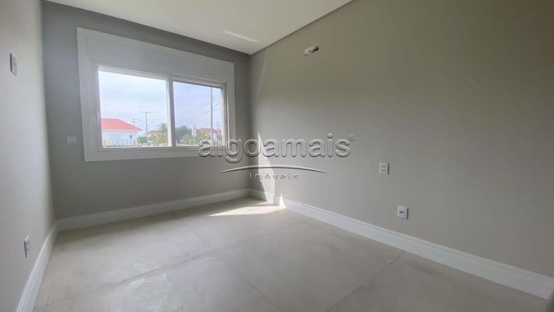 Casa de Condomínio à venda com 4 quartos, 230m² - Foto 9