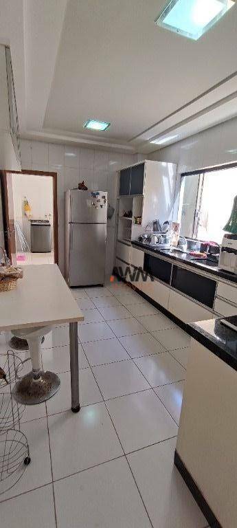 Sobrado à venda com 4 quartos, 360m² - Foto 14