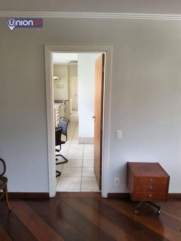 Apartamento à venda com 3 quartos, 197m² - Foto 11