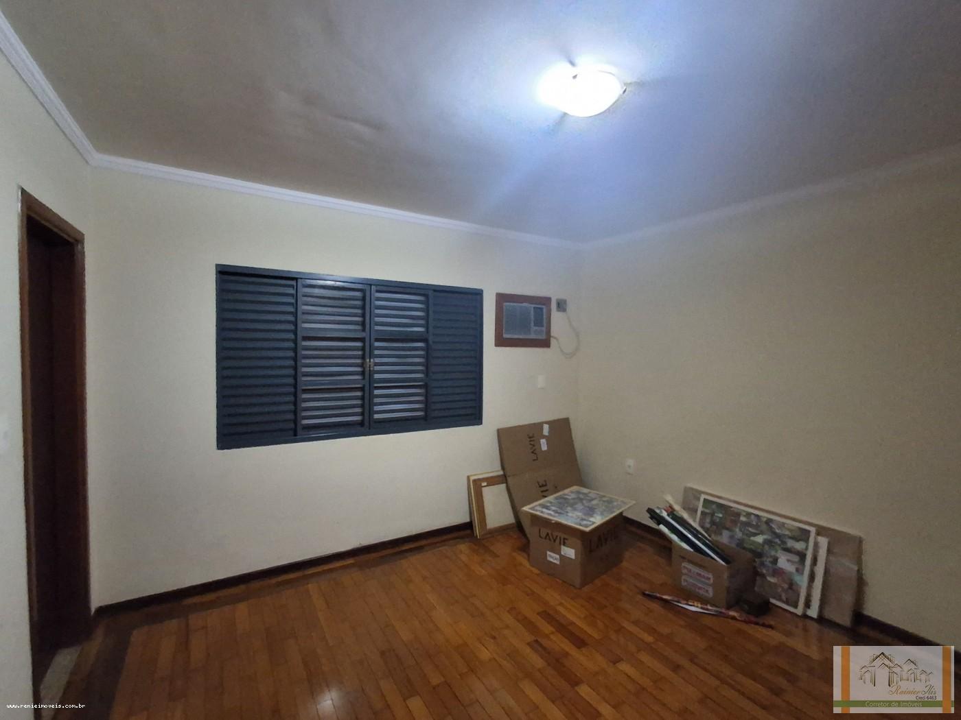 Sobrado à venda com 3 quartos, 409m² - Foto 17