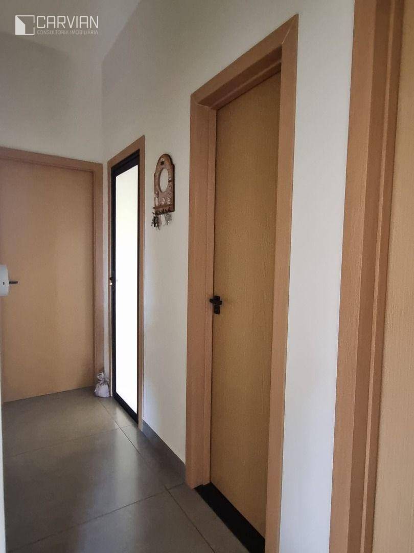 Casa à venda com 2 quartos, 125m² - Foto 12