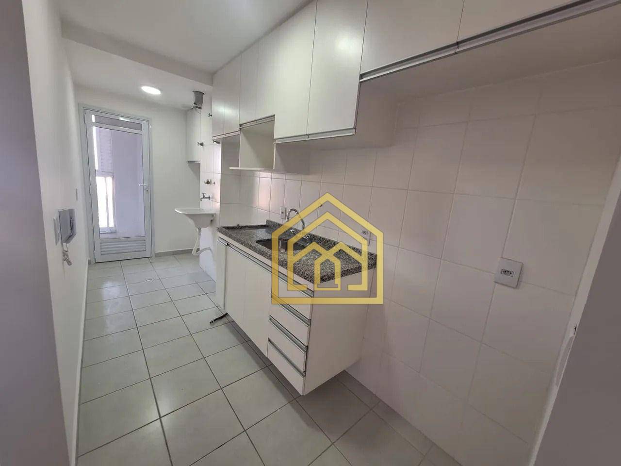 Apartamento para alugar com 2 quartos, 65m² - Foto 3