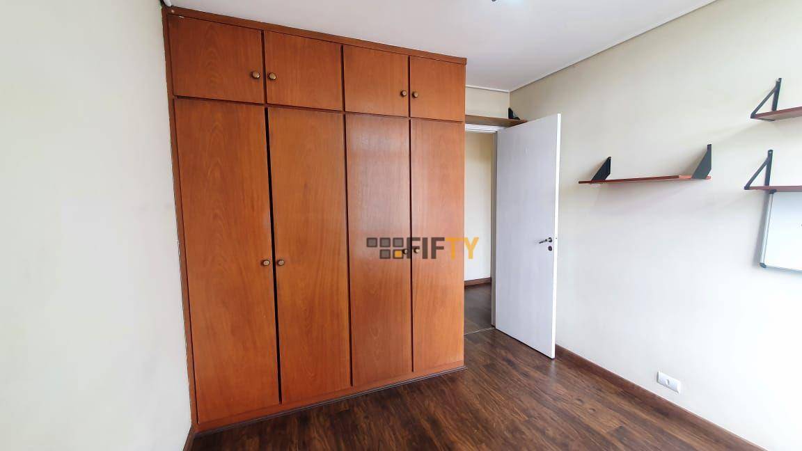 Apartamento para alugar com 3 quartos, 94m² - Foto 15