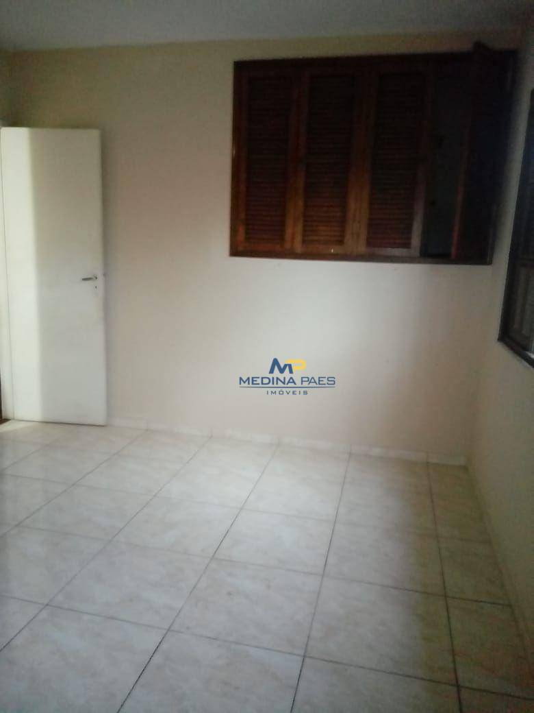 Casa à venda com 3 quartos, 200M2 - Foto 12