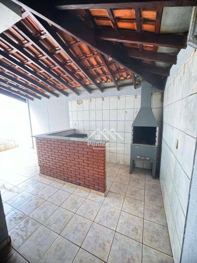 Casa à venda com 4 quartos, 210m² - Foto 2