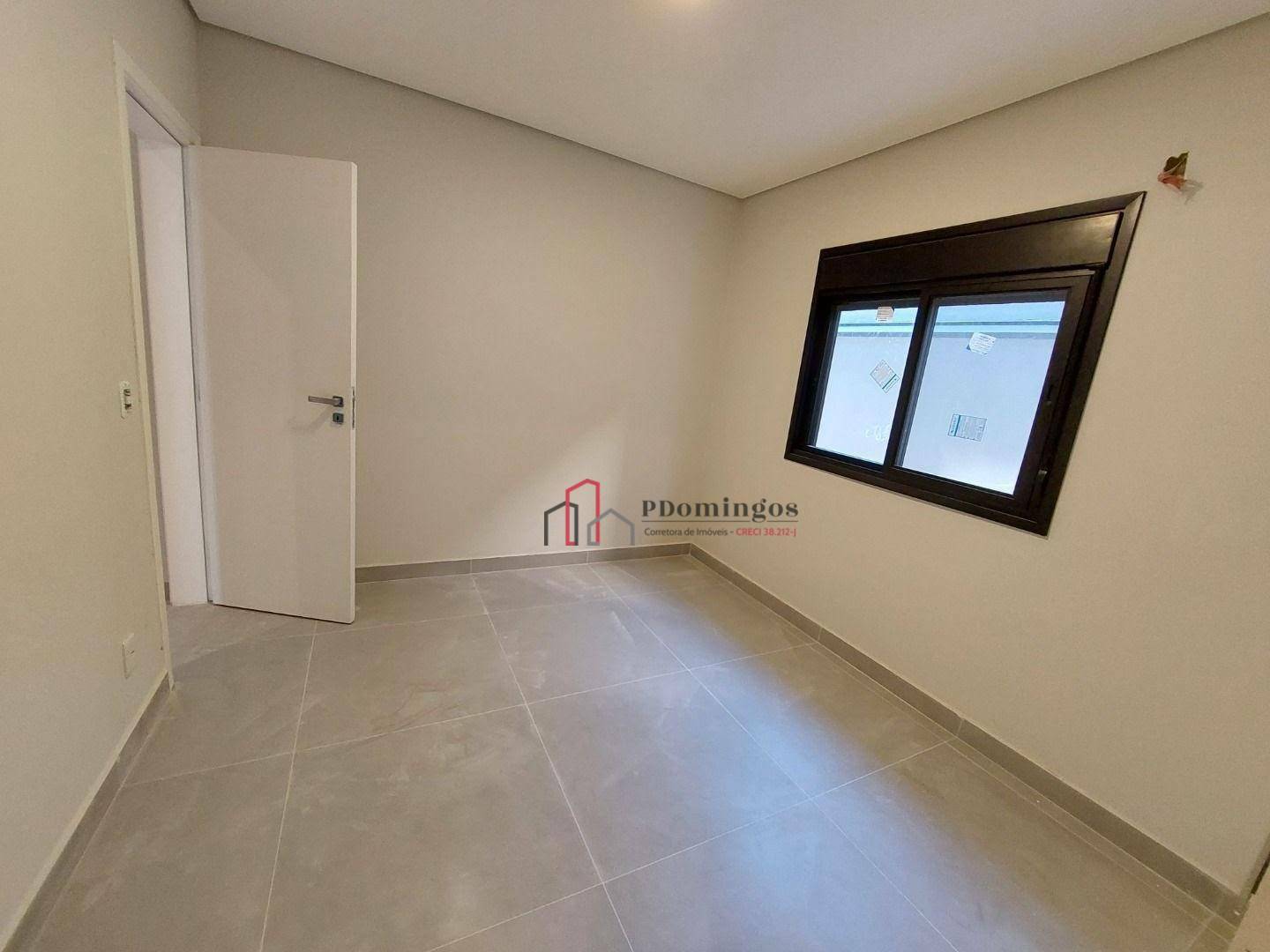 Casa de Condomínio à venda e aluguel com 3 quartos, 150m² - Foto 6