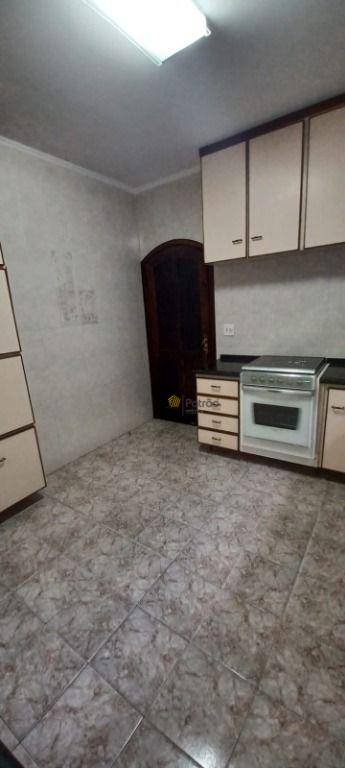 Casa à venda com 3 quartos, 100m² - Foto 43