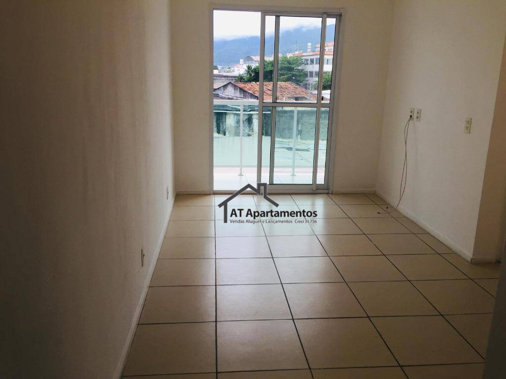 Apartamento à venda com 2 quartos, 56m² - Foto 12