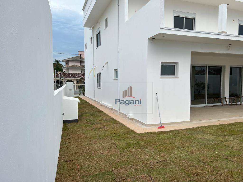 Sobrado à venda com 4 quartos, 410m² - Foto 2