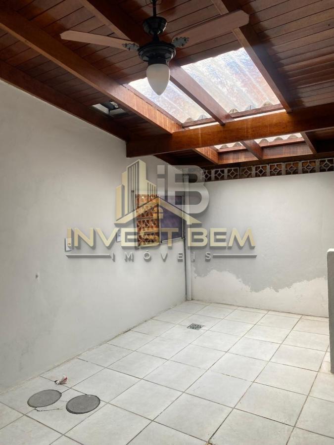 Sobrado à venda com 2 quartos, 60m² - Foto 4