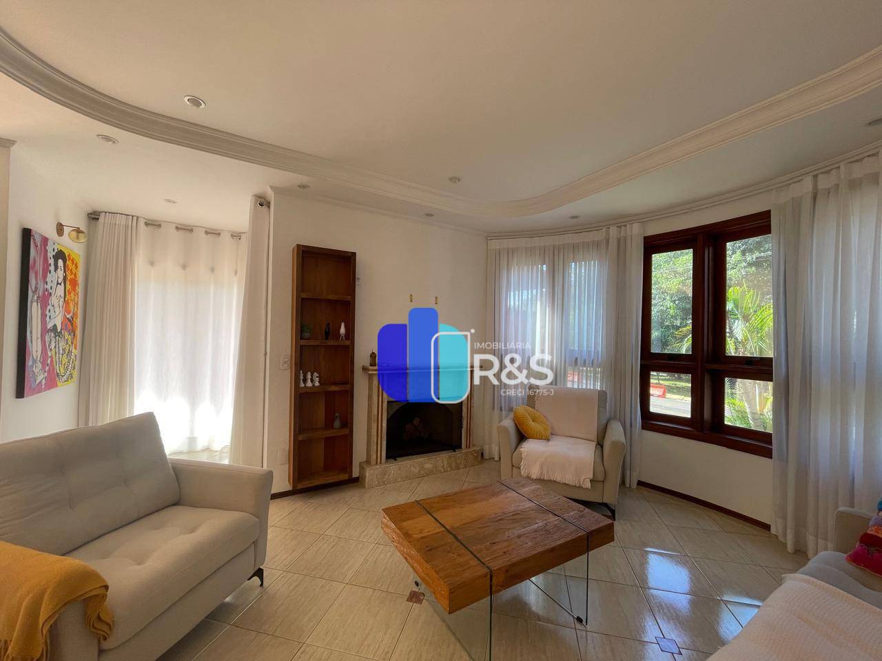 Casa de Condomínio para alugar com 4 quartos, 393m² - Foto 17