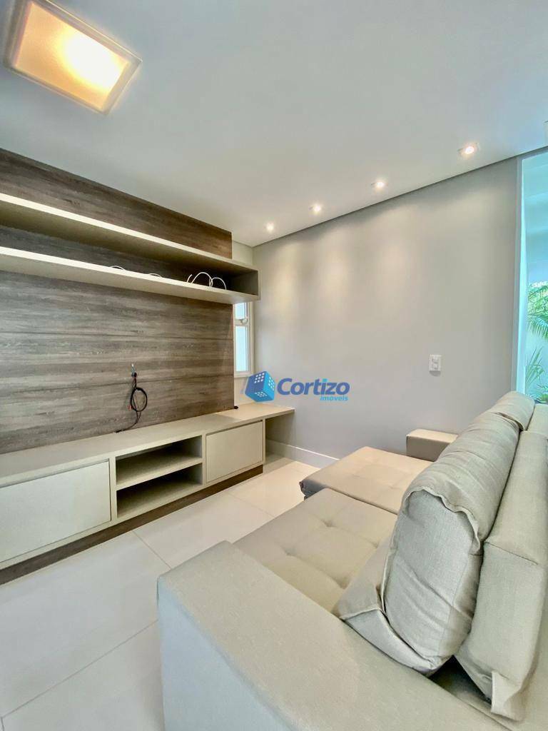 Casa de Condomínio à venda com 4 quartos, 320m² - Foto 4