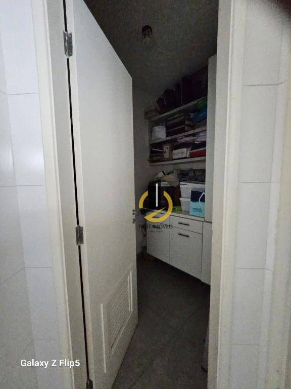 Apartamento à venda com 3 quartos, 106m² - Foto 8