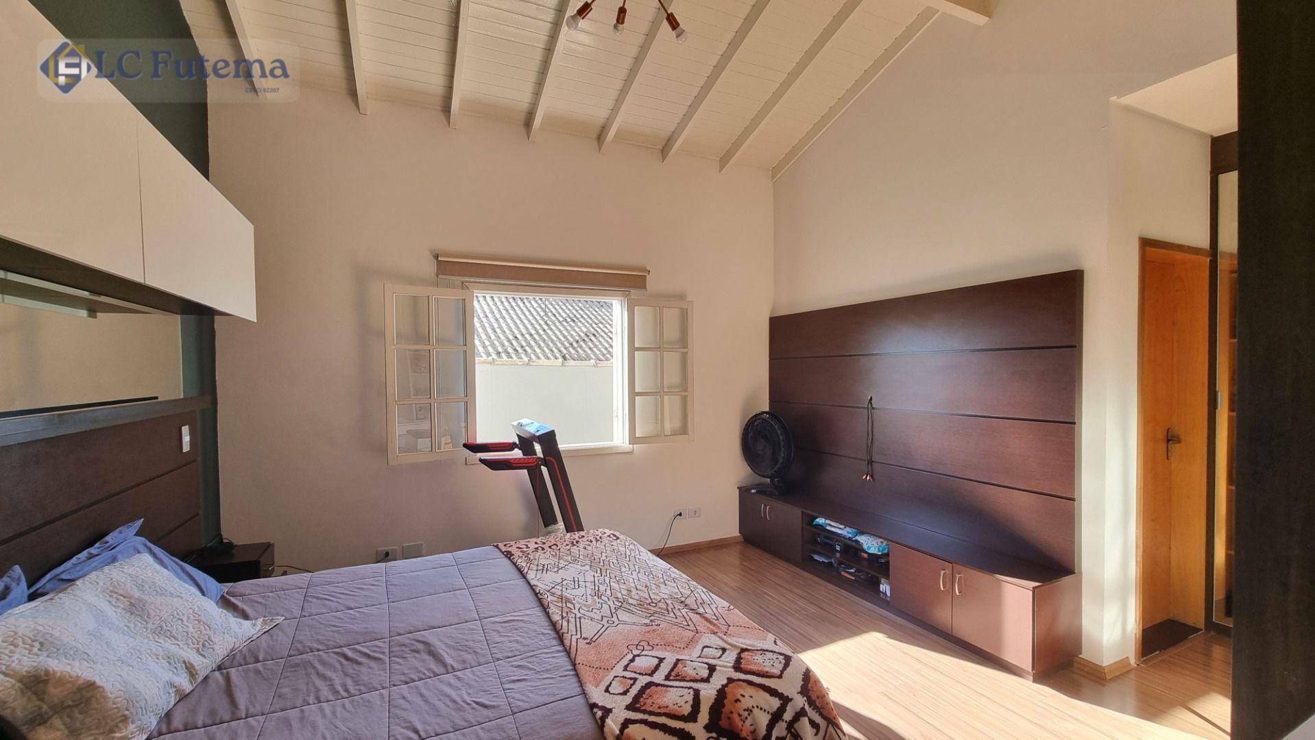 Casa de Condomínio à venda com 3 quartos, 231m² - Foto 15