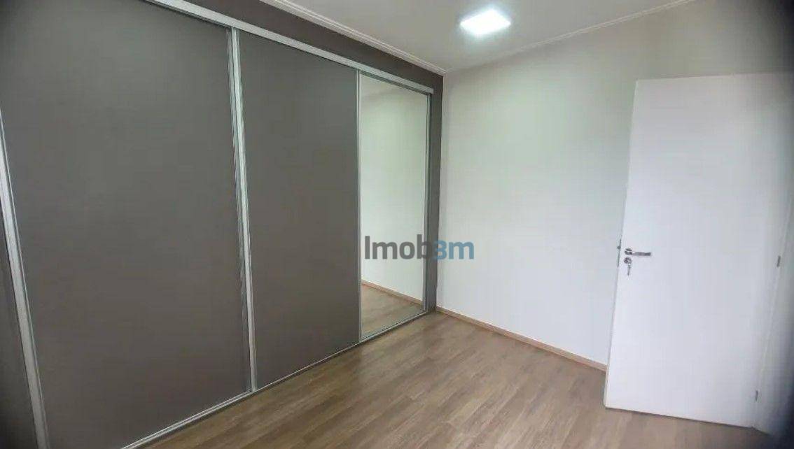 Apartamento para alugar com 2 quartos, 55m² - Foto 11