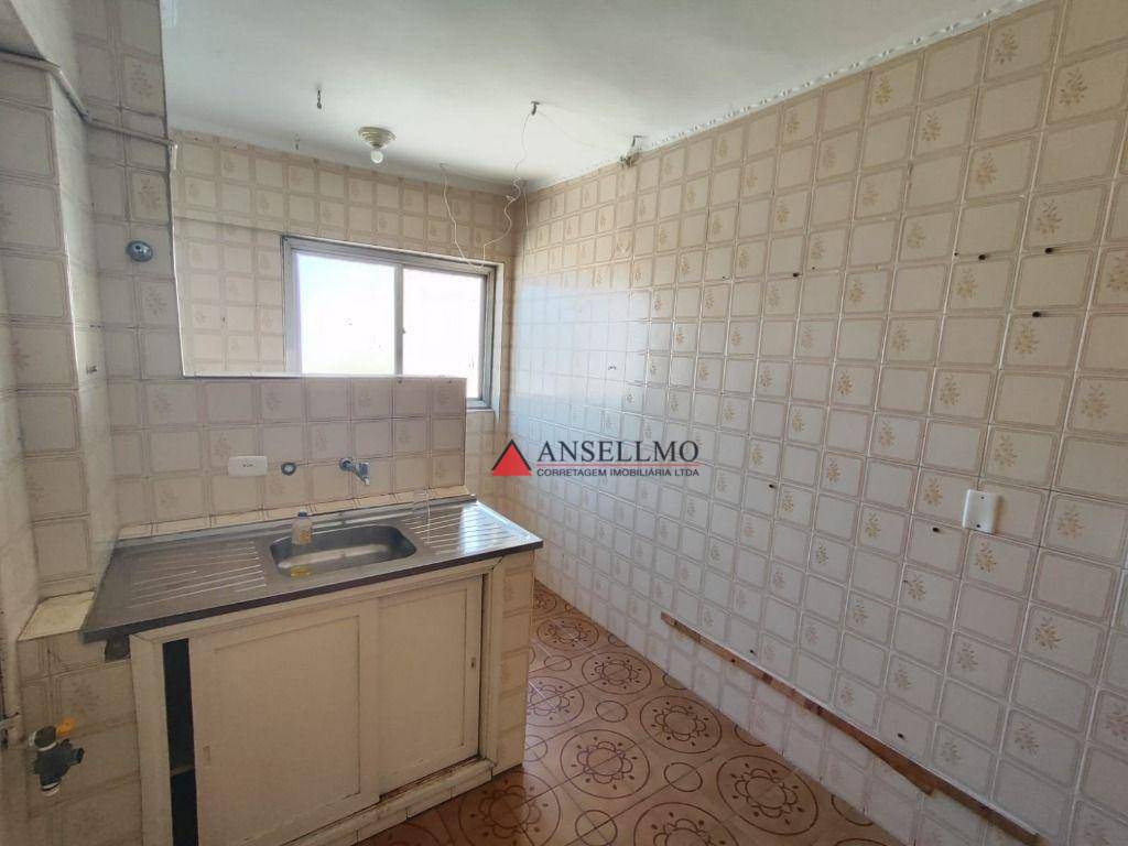 Apartamento para alugar com 1 quarto, 52m² - Foto 12
