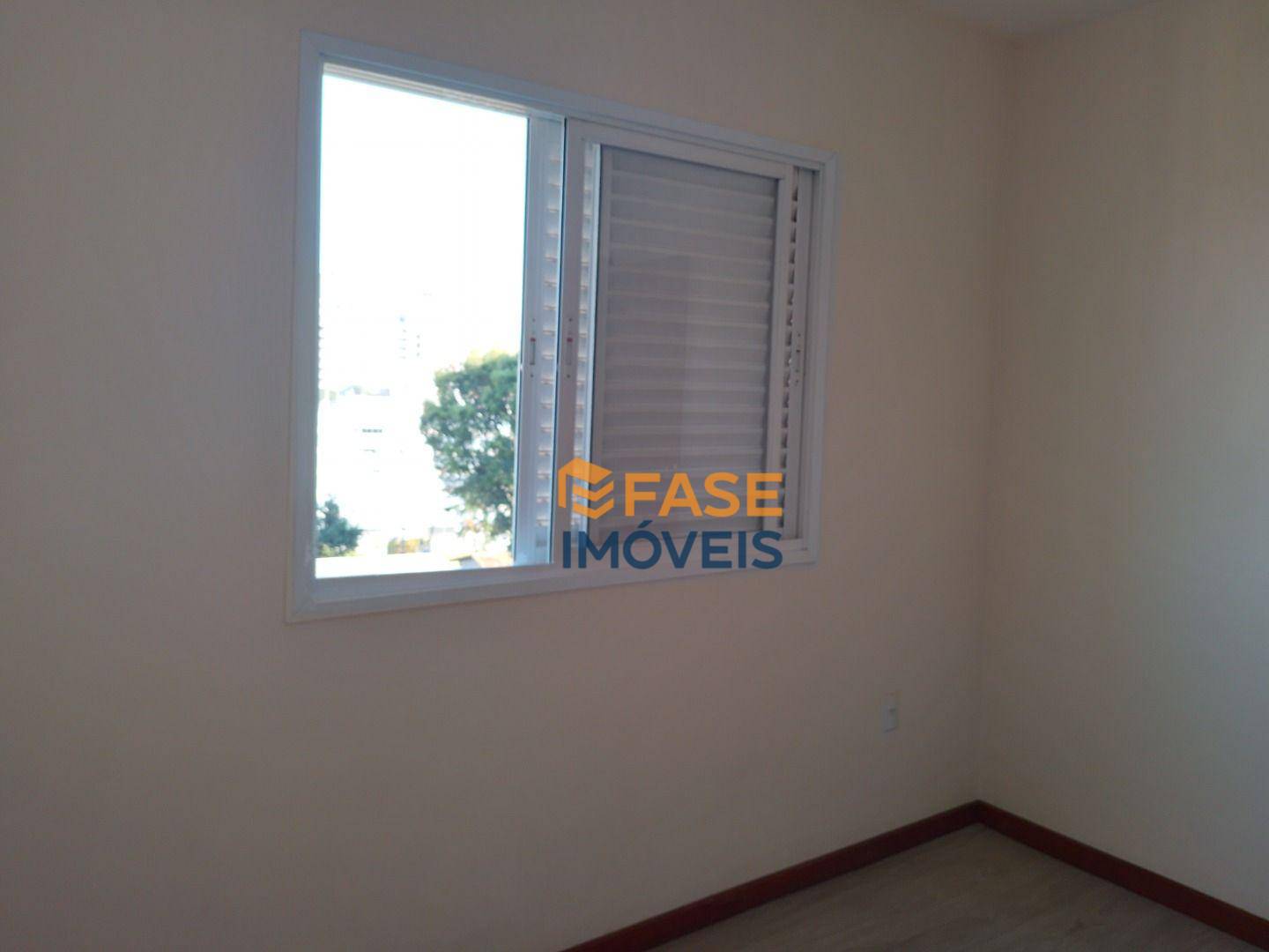 Apartamento à venda com 3 quartos, 121m² - Foto 8