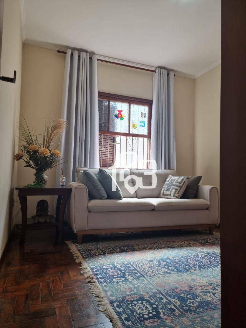 Casa à venda com 4 quartos, 189m² - Foto 13