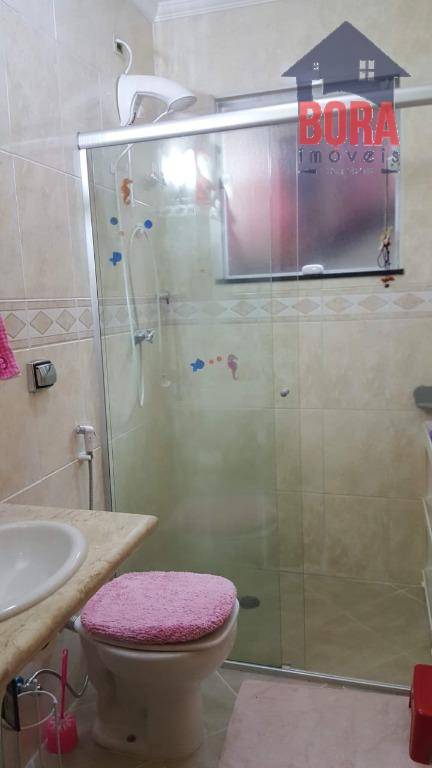 Casa à venda com 3 quartos, 200m² - Foto 14