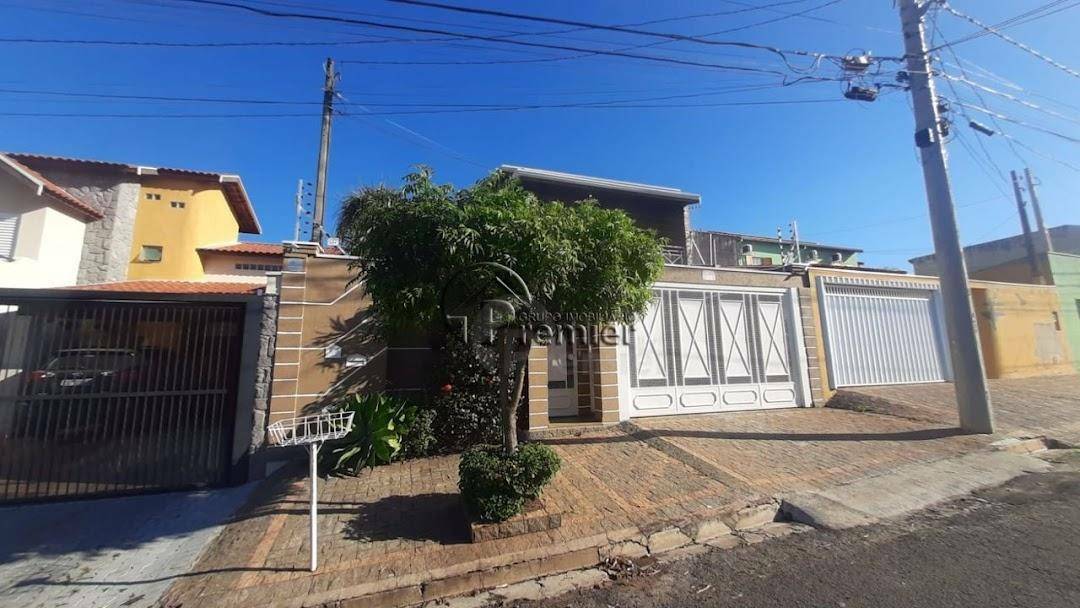 Casa à venda com 3 quartos, 210m² - Foto 3