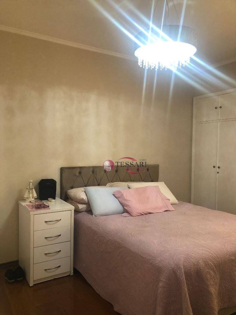 Apartamento à venda com 3 quartos, 137m² - Foto 14