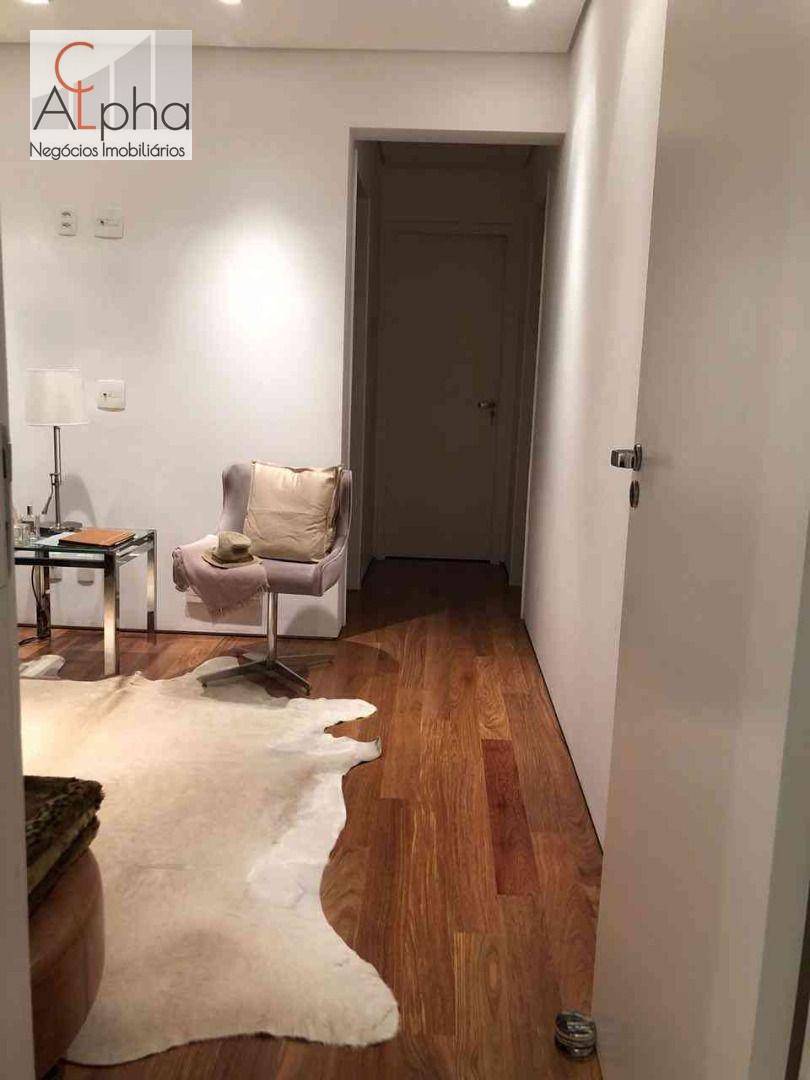 Apartamento à venda com 3 quartos, 202m² - Foto 9