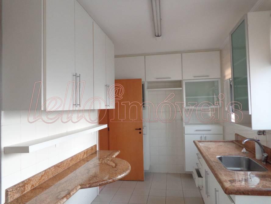 Apartamento à venda com 3 quartos, 166m² - Foto 17