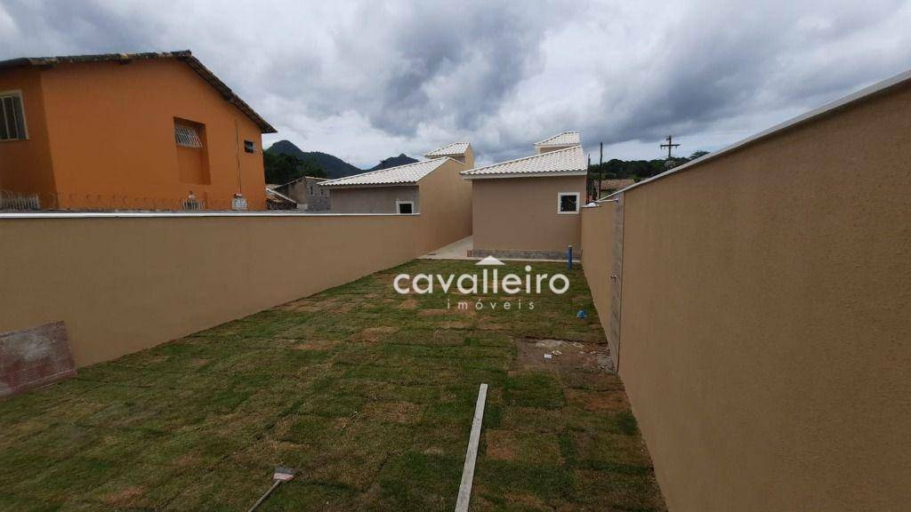 Casa à venda com 3 quartos, 110m² - Foto 4