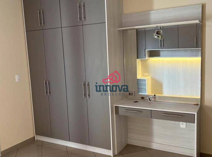 Sobrado à venda com 4 quartos, 240m² - Foto 10