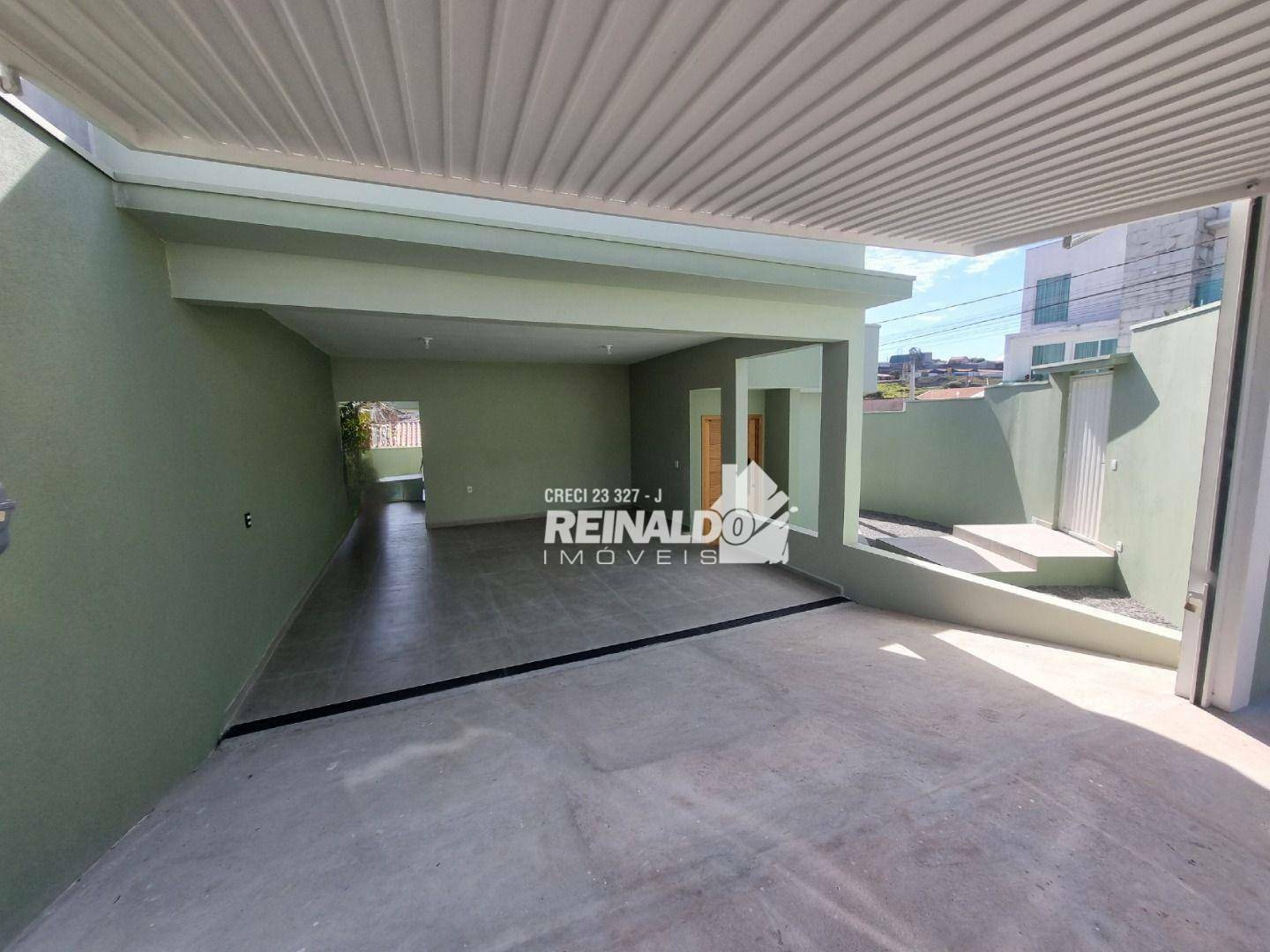 Casa à venda com 3 quartos, 140m² - Foto 2