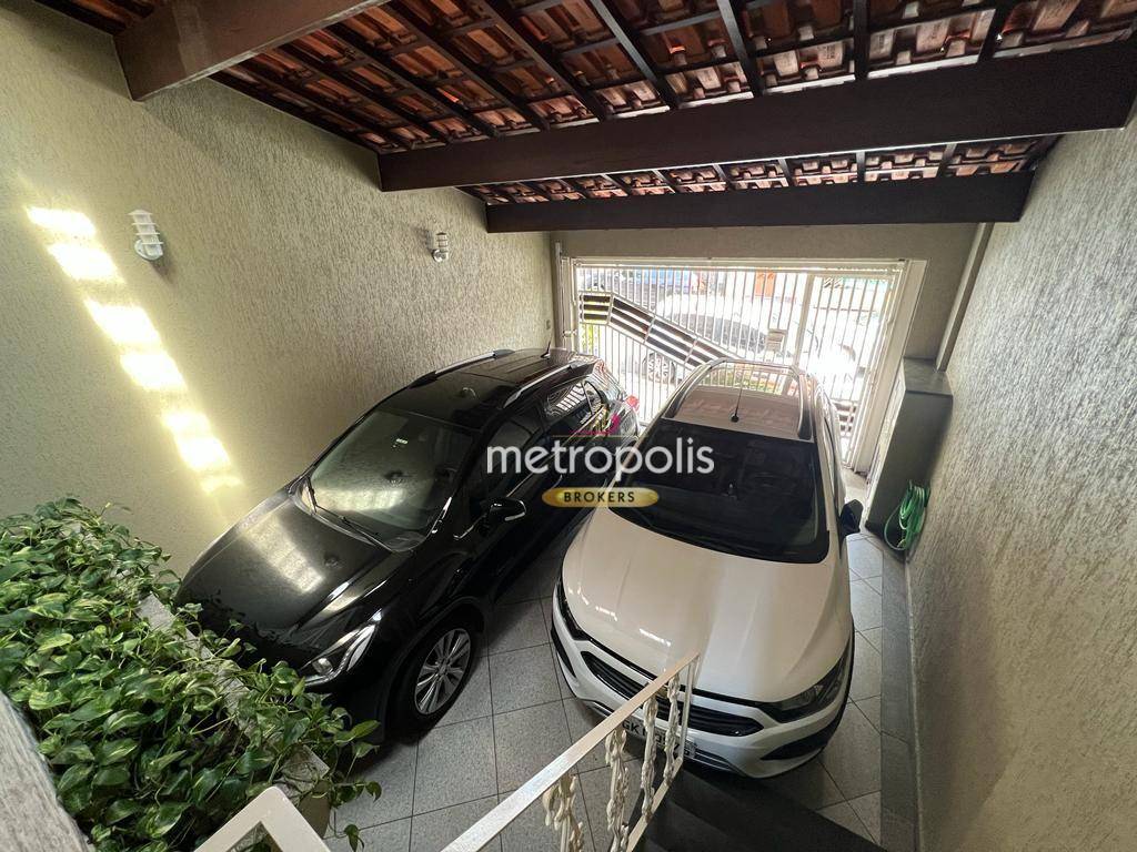 Sobrado à venda com 2 quartos, 220m² - Foto 4