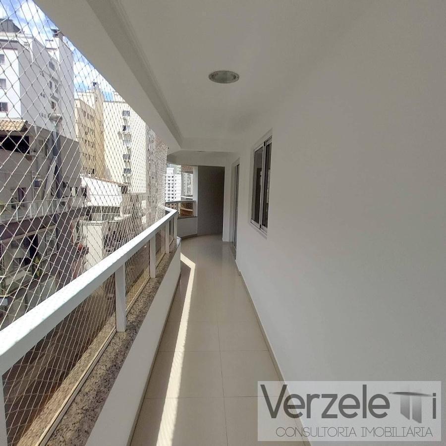 Apartamento à venda com 3 quartos, 105m² - Foto 32