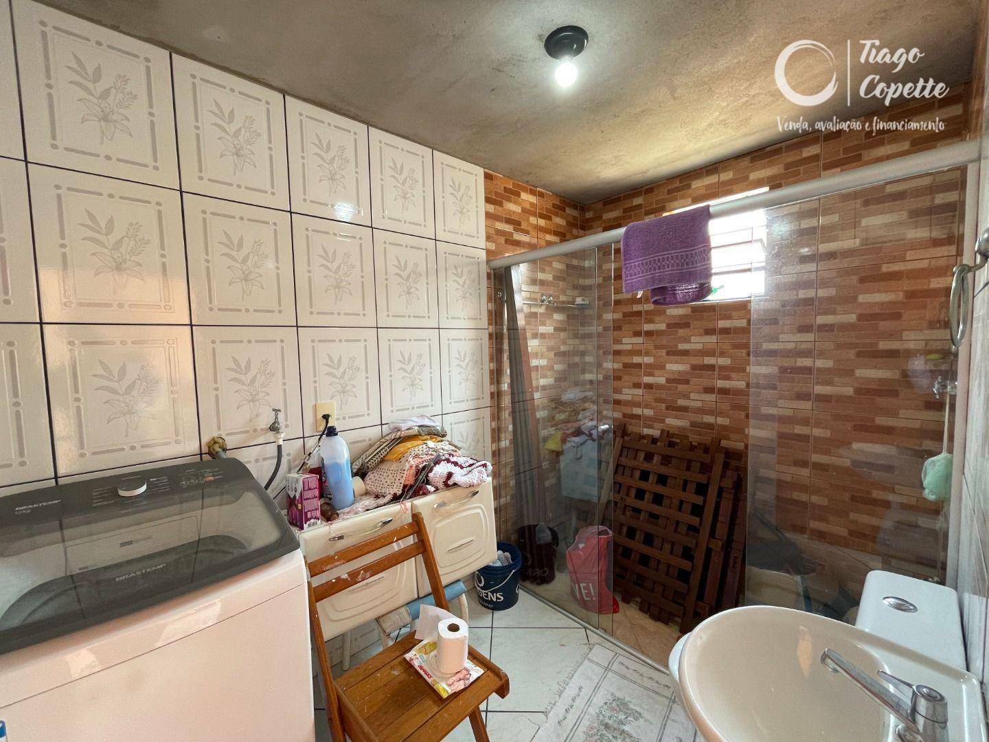 Casa à venda com 2 quartos, 105m² - Foto 2