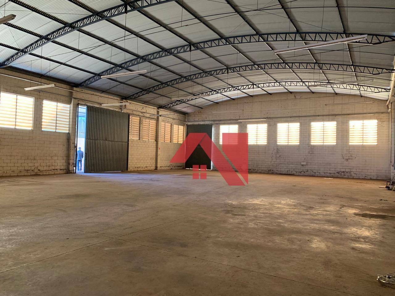 Depósito-Galpão-Armazém à venda e aluguel, 800m² - Foto 8