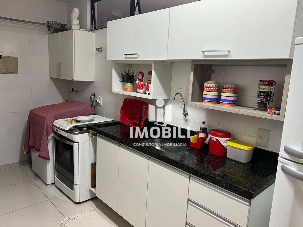 Apartamento à venda com 3 quartos, 83m² - Foto 17