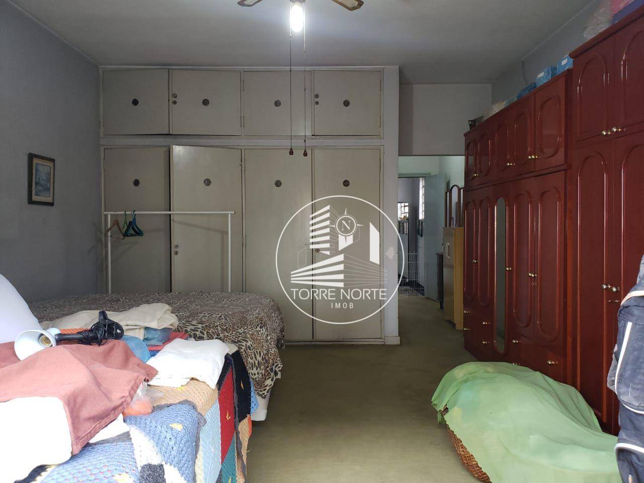 Sobrado para alugar com 3 quartos, 340m² - Foto 32