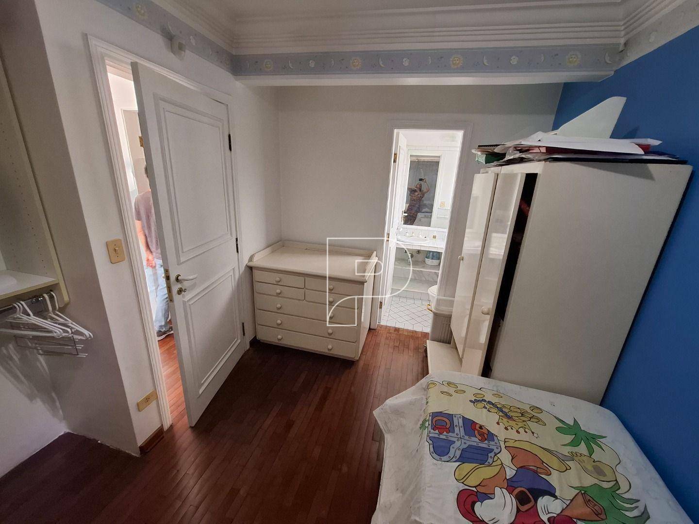 Casa de Condomínio à venda com 3 quartos, 400m² - Foto 24