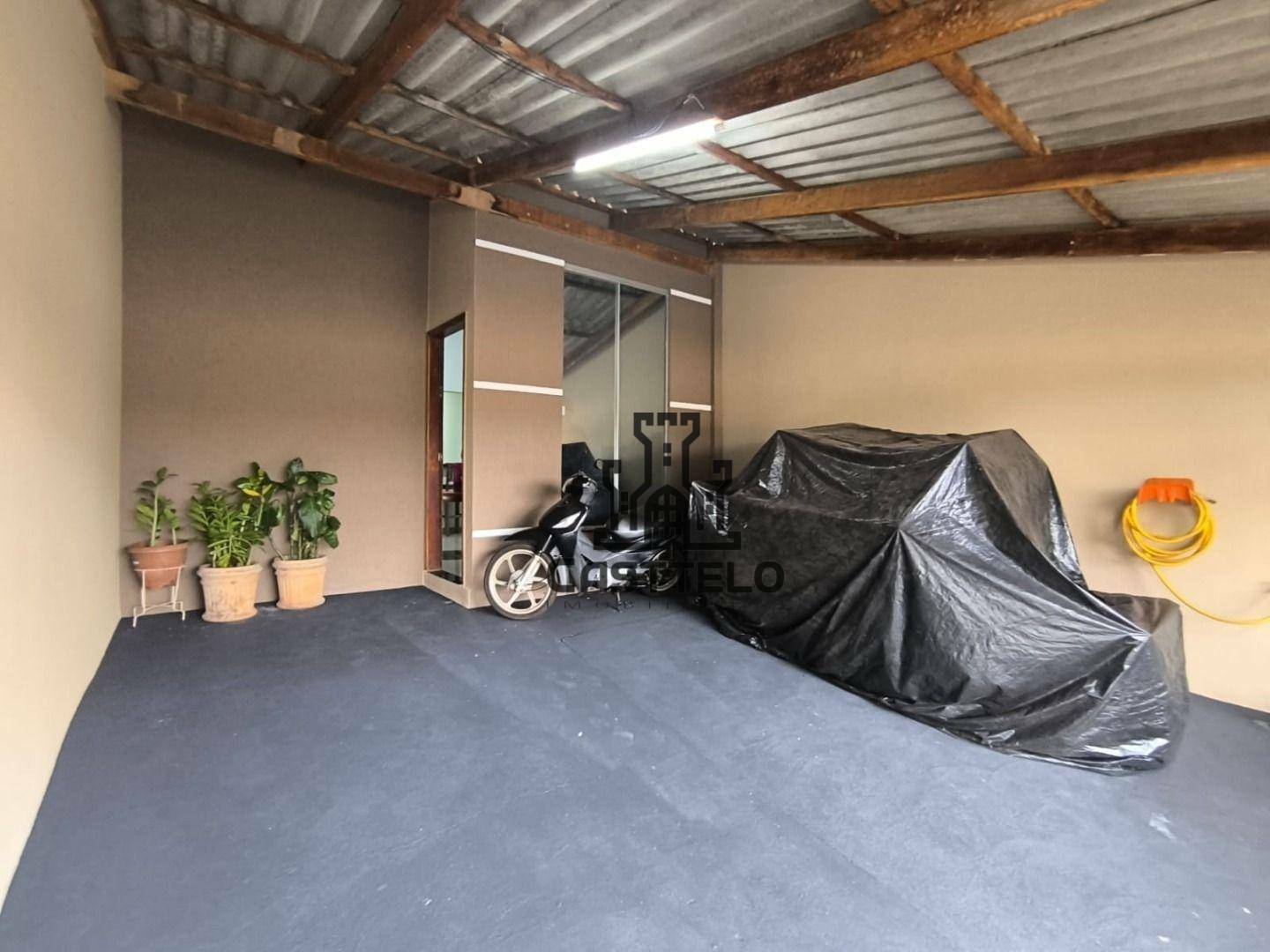 Casa à venda com 2 quartos, 70m² - Foto 6