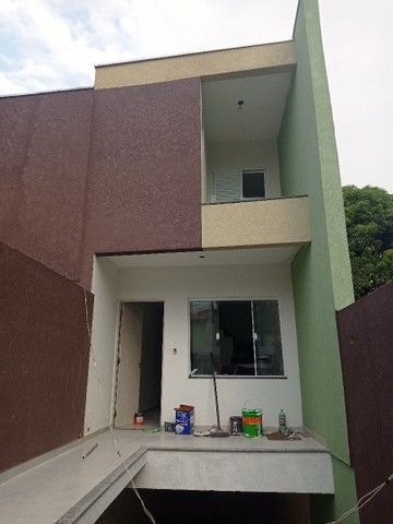 Sobrado à venda com 3 quartos, 184m² - Foto 1