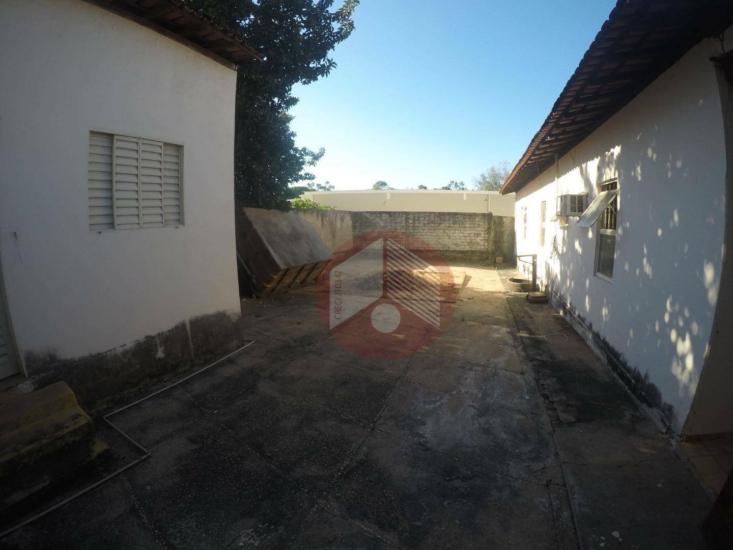 Casa para alugar com 3 quartos, 230m² - Foto 22