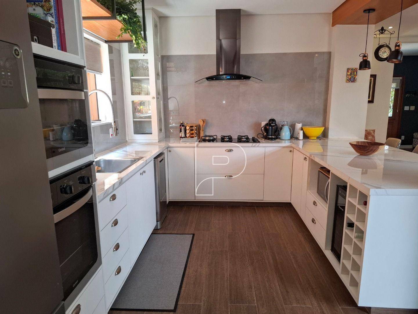 Casa de Condomínio à venda com 4 quartos, 240m² - Foto 19