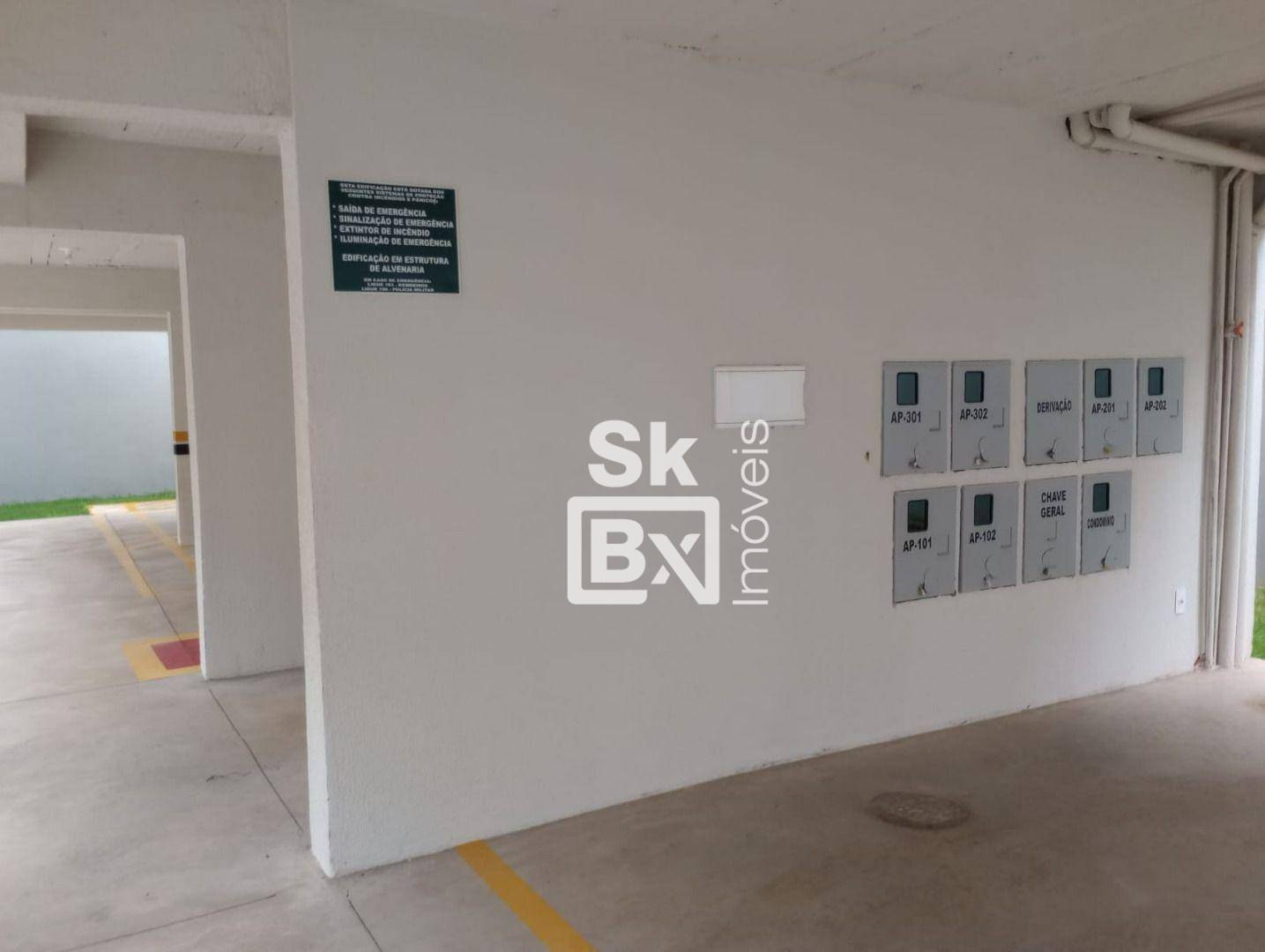 Apartamento à venda com 2 quartos, 67m² - Foto 35